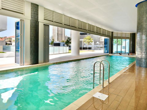 H Luxury Apartment At Surfers Paradise - Accommodation Gladstone 0