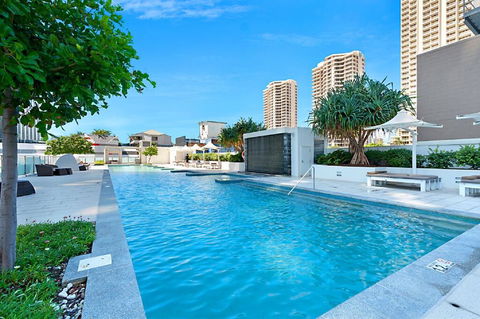 H Resort Orchid Avenue Surfers Paradise- Holidays Gold Coast - Accommodation Gladstone 0