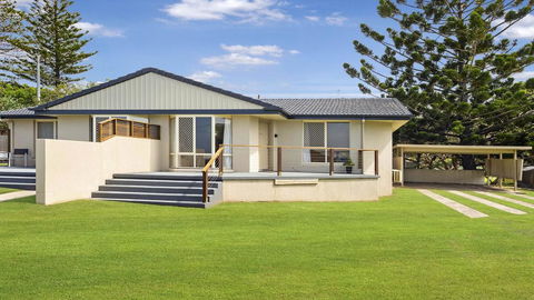 Haere Mai 2 - East Ballina - Accommodation Gladstone 0