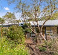 Hakea Bush Cabin - Accommodation Gladstone