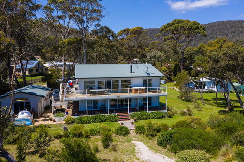 Harpers On The Beach - Accommodation Gladstone 2