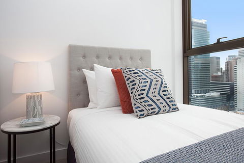 HAYMARKET HEIGHTS - Hosted By L'Abode Accommodation - Accommodation Gladstone 3