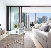 HAYMARKET HEIGHTS - Hosted by L'Abode Accommodation - Accommodation Gladstone
