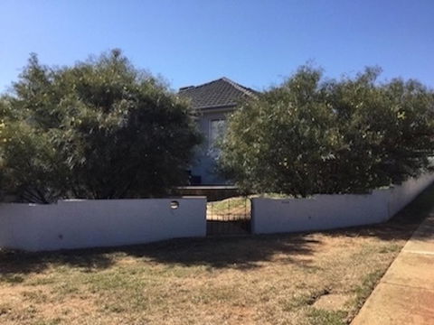 Hendersons Houses - Accommodation Gladstone 0