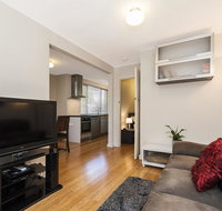 Hensman 01 - Accommodation Gladstone