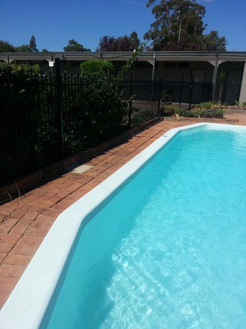 Hermitage Motel - Accommodation Gladstone 3