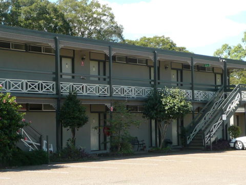Hermitage Motel - Accommodation Gladstone 2