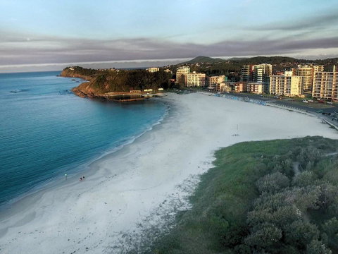 Hibiscus Court 5 - Accommodation Gladstone 2