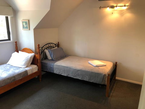 Hidden Gem Acreage Close To Terrigal Beach - Accommodation Gladstone 2