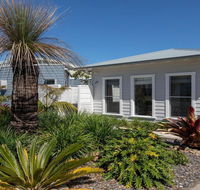 Hideaway at Culburra - guest house with plunge pool - Accommodation Gladstone