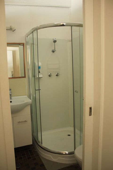 High Country Motel - Accommodation Gladstone 1