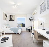 High in the sky Executive - Accommodation Gladstone