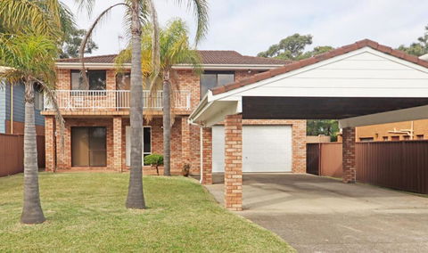 Hill Top Water And Bush Views - Accommodation Gladstone 0