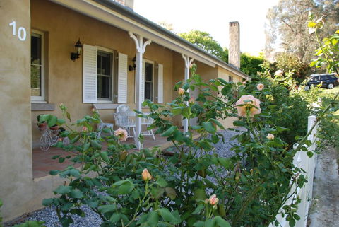 Hillside Cottage Berrima - Accommodation Gladstone 1