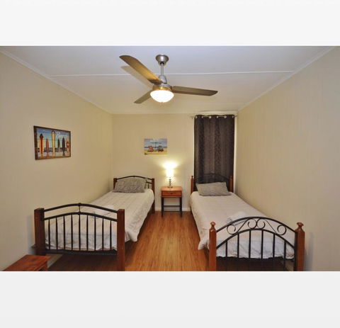 Holiday Haven - Accommodation Gladstone 2