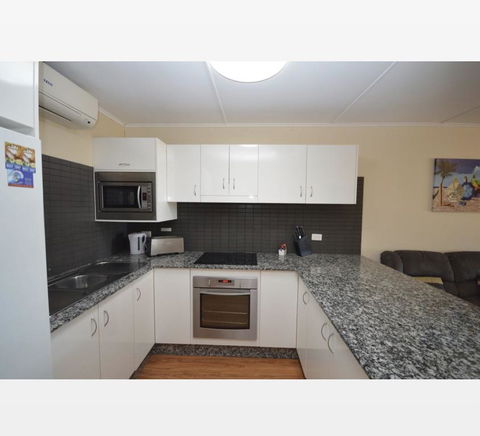 Holiday Haven - Accommodation Gladstone 3