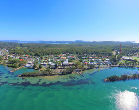 HOLIDAY HAVEN At North Haven - Accommodation Gladstone 0