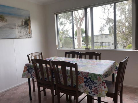 HOLIDAY HAVEN At North Haven - Accommodation Gladstone 2