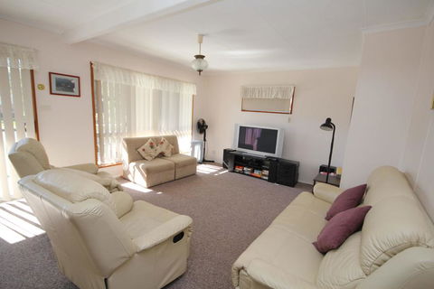 HOLIDAY HAVEN At North Haven - Accommodation Gladstone 3