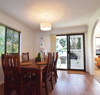 Holiday House - Accommodation Gladstone
