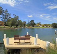 Holiday on the Water - Accommodation Gladstone