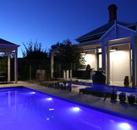 Hollidge House 5 Star Luxury Apartments - Accommodation Gladstone