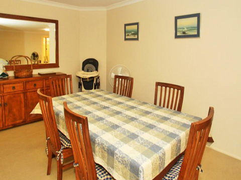 Home Away From Home - Accommodation Gladstone 3