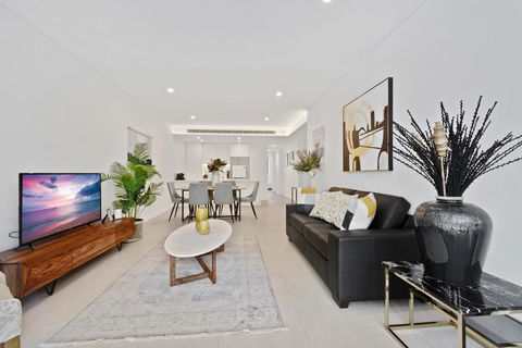 HomeHotel-New And Walking To Shopping,Super Clean - Accommodation Gladstone 1
