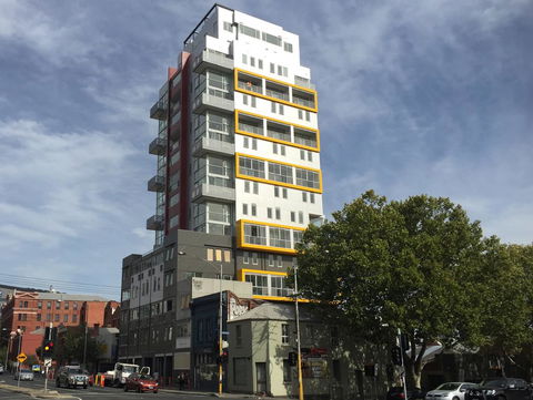 Homely Getaways At 429 Spencer - Accommodation Gladstone 1