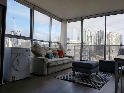 Homely Getaways At 429 Spencer - Accommodation Gladstone 0