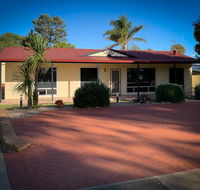 Hooterville - Accommodation Gladstone