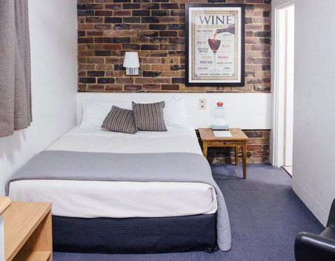 Hornsby Inn - Accommodation Gladstone 0