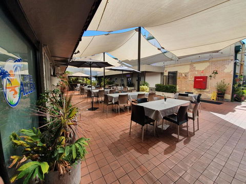 Hotel Allen - Accommodation Gladstone 1