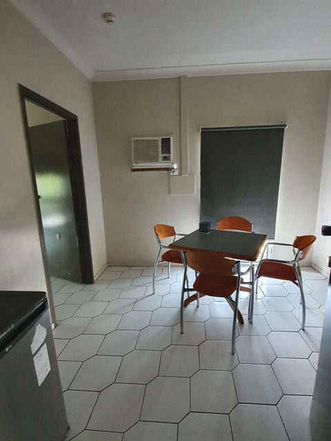 Hotel Allen - Accommodation Gladstone 2