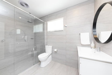 Hotel Forster - Accommodation Gladstone 3