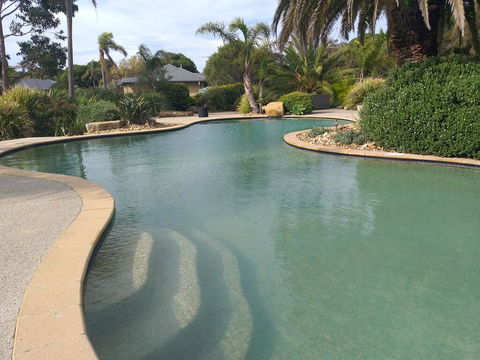 Island Cove Villas - Accommodation Gladstone 2