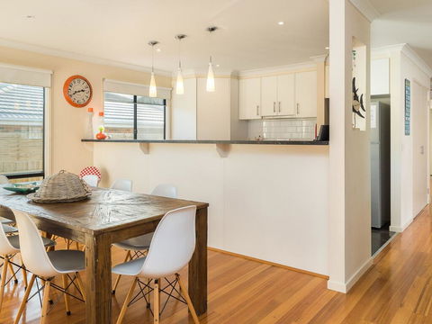 Island Sands - Accommodation Gladstone 3