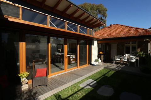 Jacaranda Garden Retreat - Accommodation Gladstone 1