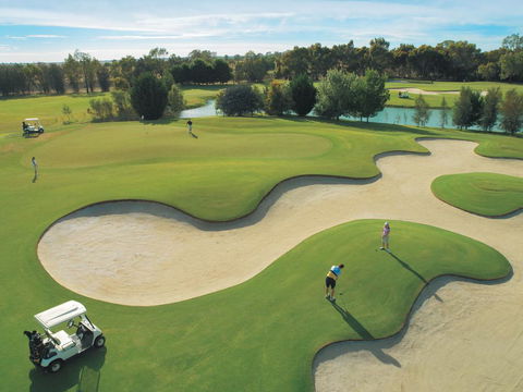 Jacaranda Holiday Units - Accommodation Gladstone 1