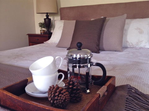 Jacaranda House Bed & Breakfast - Accommodation Gladstone 0