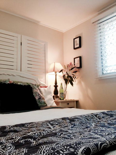 Jacaranda House Bed & Breakfast - Accommodation Gladstone 3