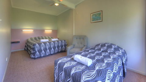 Jacaranda Motor Lodge - Accommodation Gladstone 1