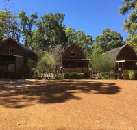 Jarrah Glen Cabins - Accommodation Gladstone