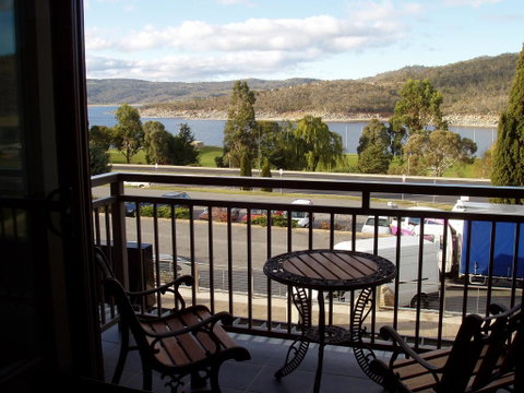 Jasper 1 - Accommodation Gladstone 0