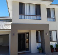 Jasper Place - Accommodation Gladstone