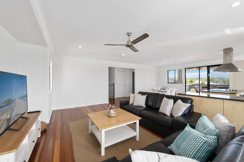 Jetty Escape - Accommodation Gladstone 1