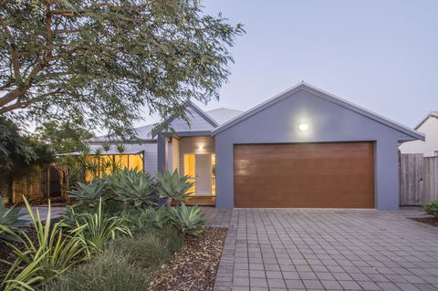 Jiia Jiia - Accommodation Gladstone 1