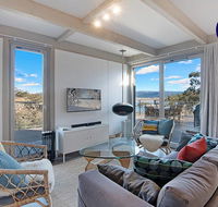 JINDY HOUSE BRAND NEW and STYLISH AMAZING VIEWS - Accommodation Gladstone
