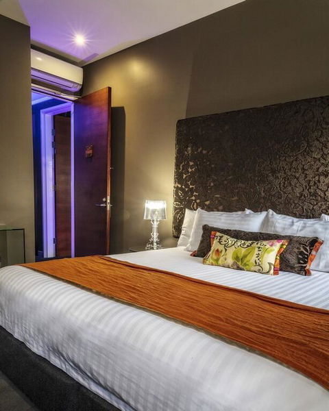 Junction Hotel - Accommodation Gladstone 3