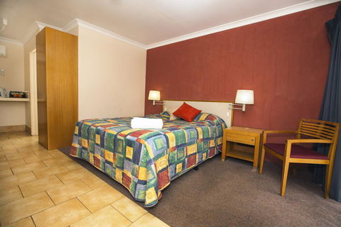 Kalgoorlie Overland Motel - Accommodation Gladstone 1
